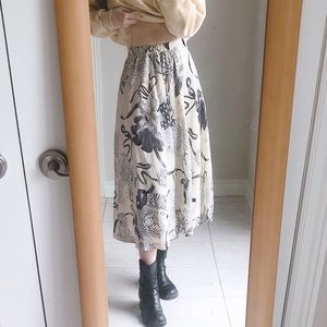 Japanese vintage floral pattern midi skirt